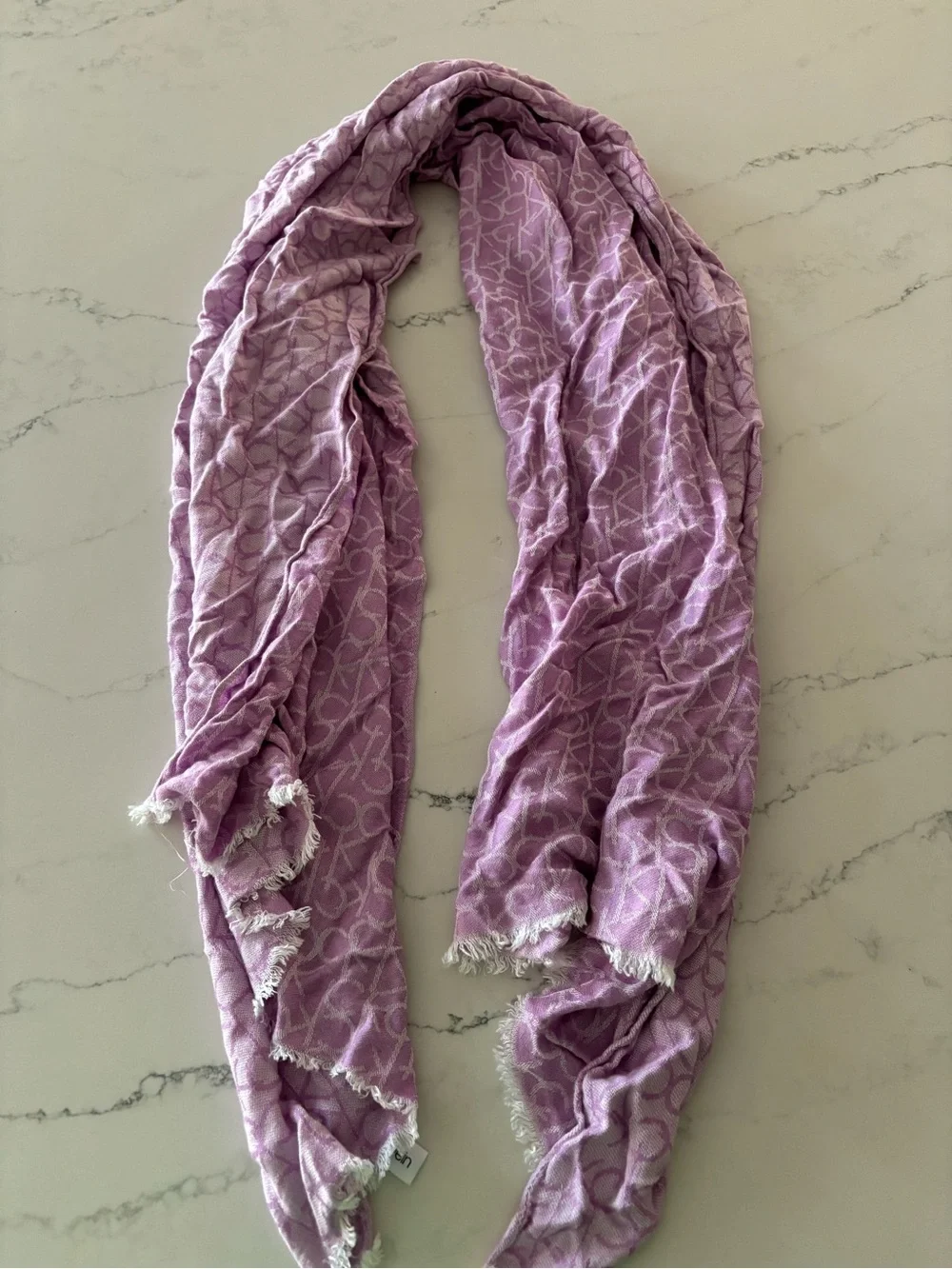 Calvin Klein Lavender Patterned Lightweight Women's Scarf